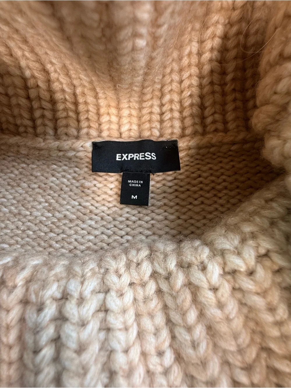 Express Nude Beige Cable Knit Turtleneck Sweater Vest Medium Cozy Chic Cabincore